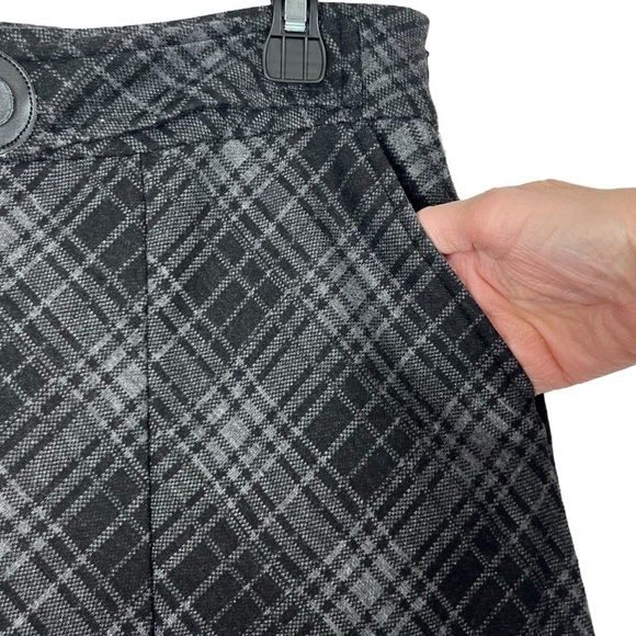 Christopher & Banks Grey Plaid A-Line Skirt with Buckle Detail Size 8 - Picture 5 of 10